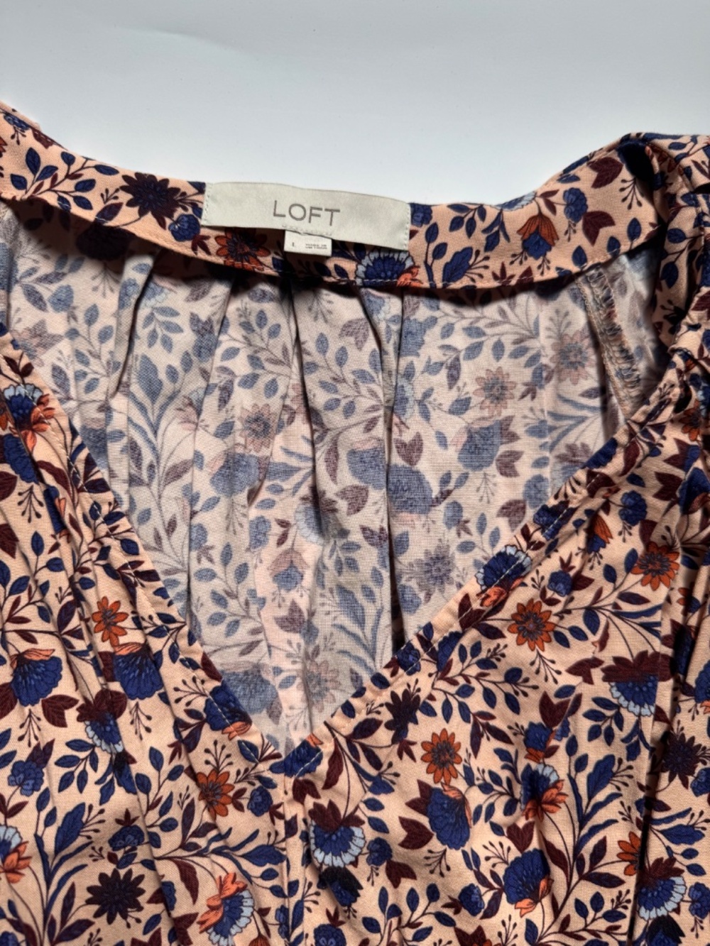 LOFT Floral Peplum Blouse Large Pink Blue V-Neck 3/4 Sleeve - Picture 2 of 4